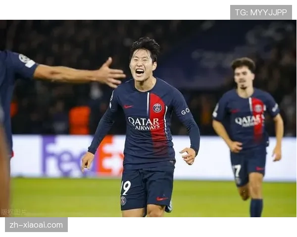 巴黎圣日耳曼排出433阵型，李刚仁首发